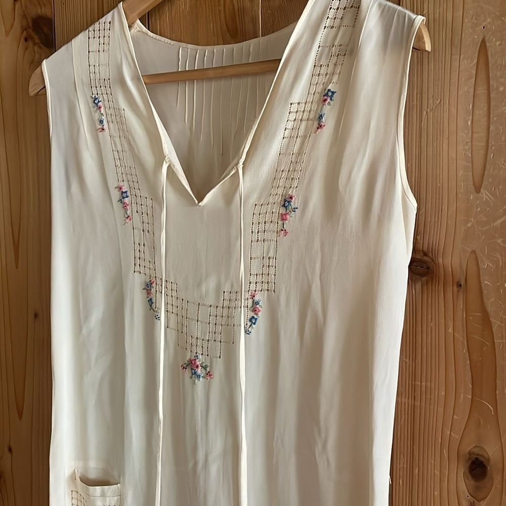 Vintage 1920s Embroidered Silk Dress Small - Picture 2 of 7